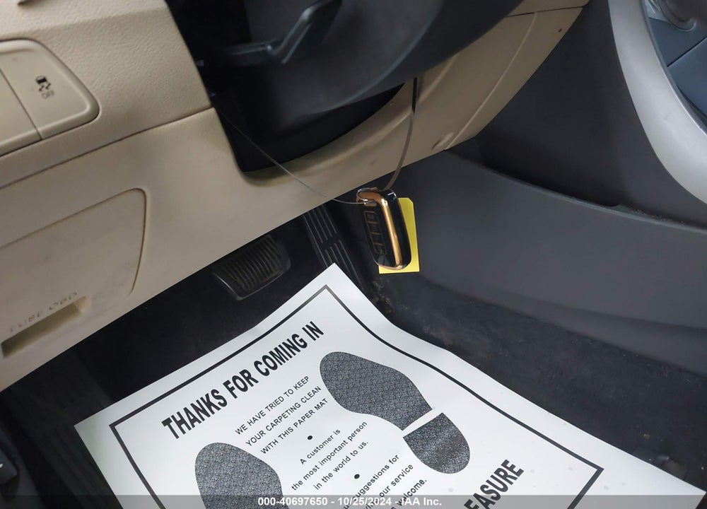 2013 HYUNDAI ELANTRA LIMITED VIN: KMHDH4AE1DU741053