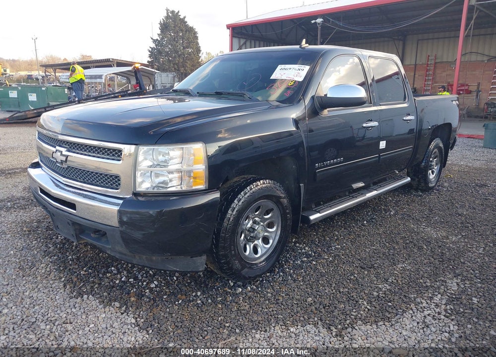 2011 CHEVROLET SILVERADO 1500 LS VIN: 3GCPKREA7BG370097