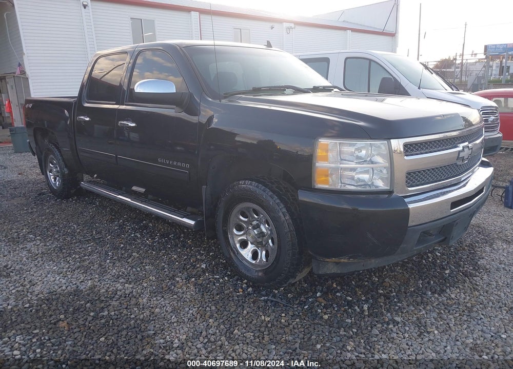 2011 CHEVROLET SILVERADO 1500 LS VIN: 3GCPKREA7BG370097