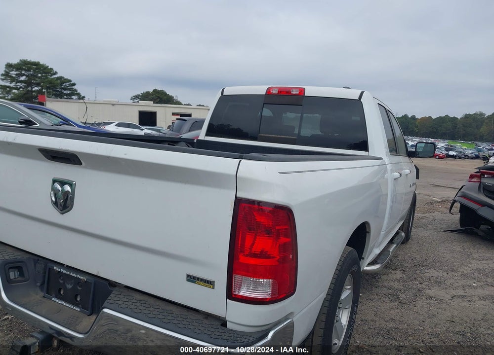 2011 RAM 1500 SLT VIN: 1D7RB1GP8BS637371