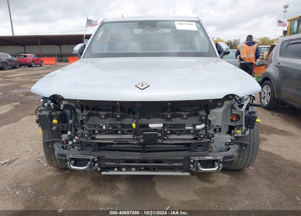 2022 RIVIAN R1T ADVENTURE VIN: 7FCTGAAA8NN012102