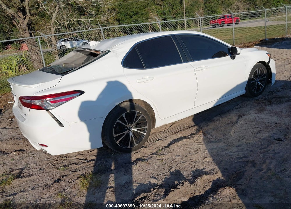 2019 TOYOTA CAMRY SE VIN: 4T1B11HK5KU196297