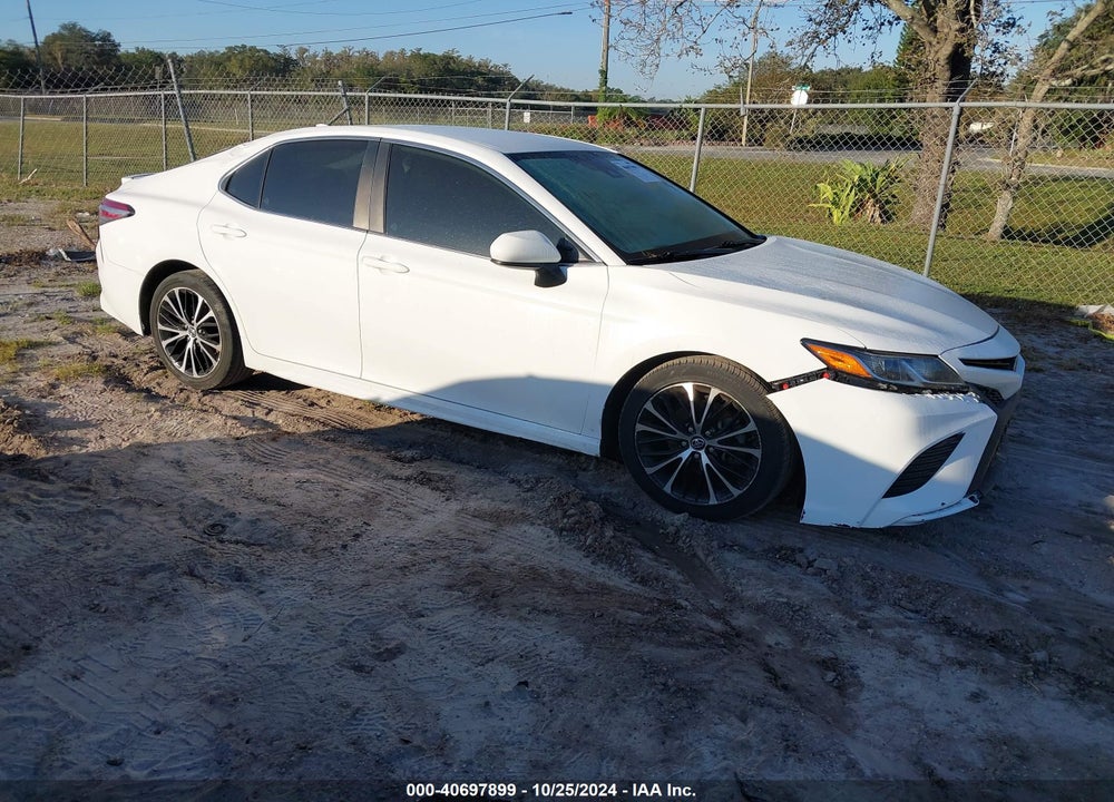 2019 TOYOTA CAMRY SE VIN: 4T1B11HK5KU196297