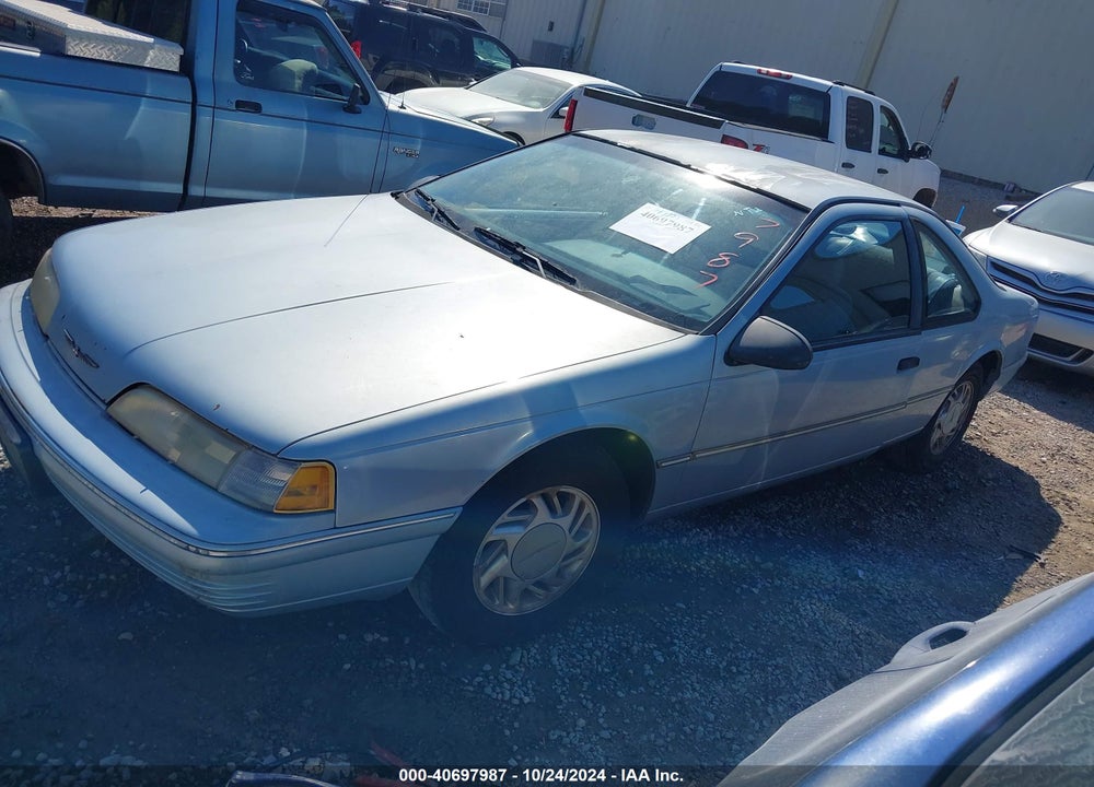 1992 FORD THUNDERBIRD VIN: 1FAPP6043NH175289