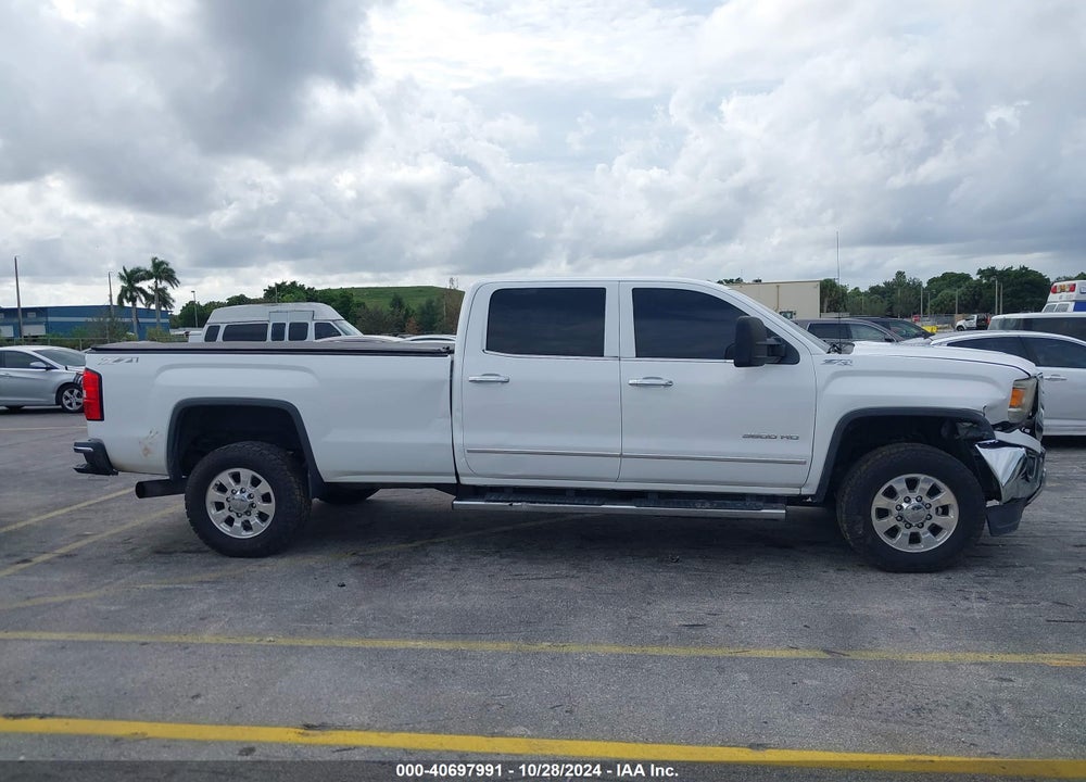 2015 GMC SIERRA 3500HD SLT VIN: 1GT423C84FF147006