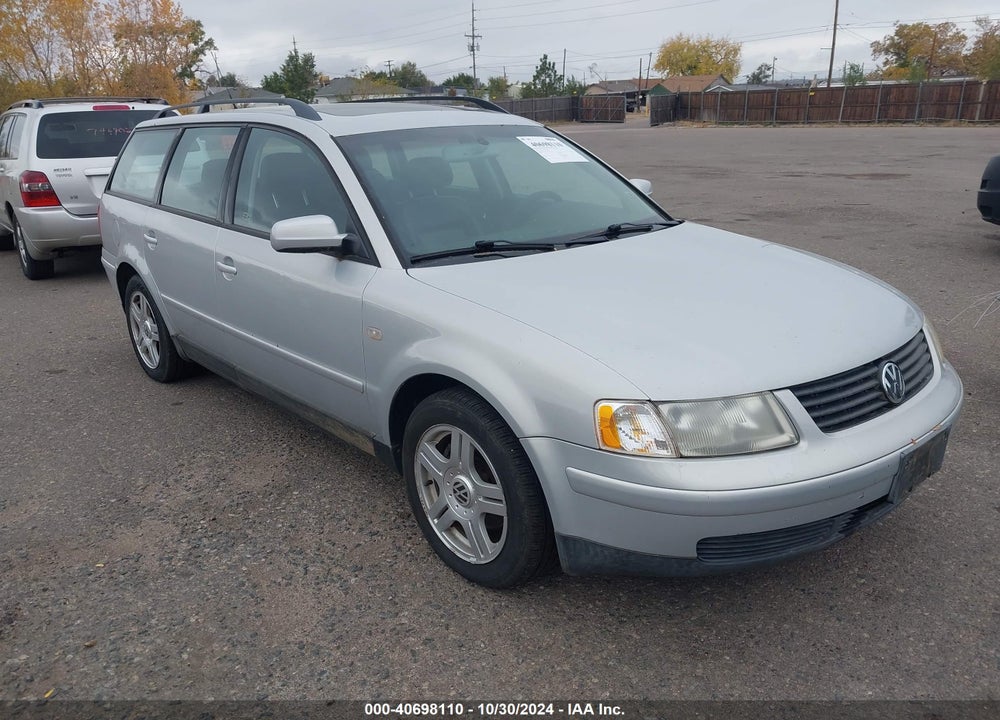 2000 VOLKSWAGEN PASSAT GLX VIN: WVWWH23B1YE390875