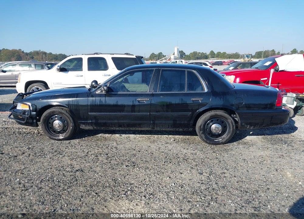 2009 FORD CROWN VICTORIA POLICE INTERCEPTOR VIN: 2FAHP71V99X115332