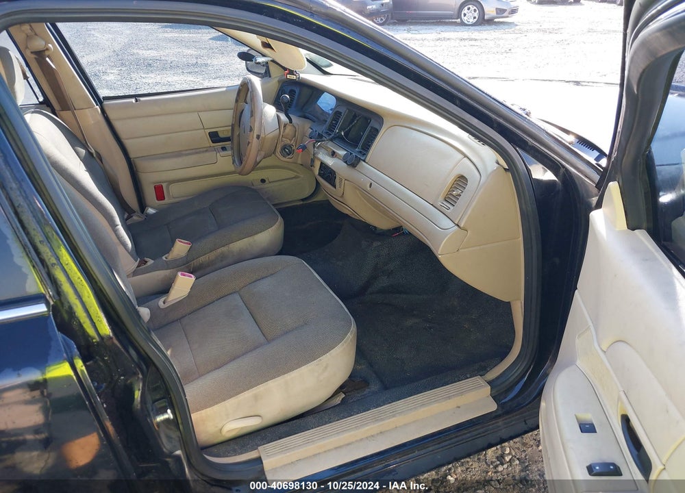 2009 FORD CROWN VICTORIA POLICE INTERCEPTOR VIN: 2FAHP71V99X115332