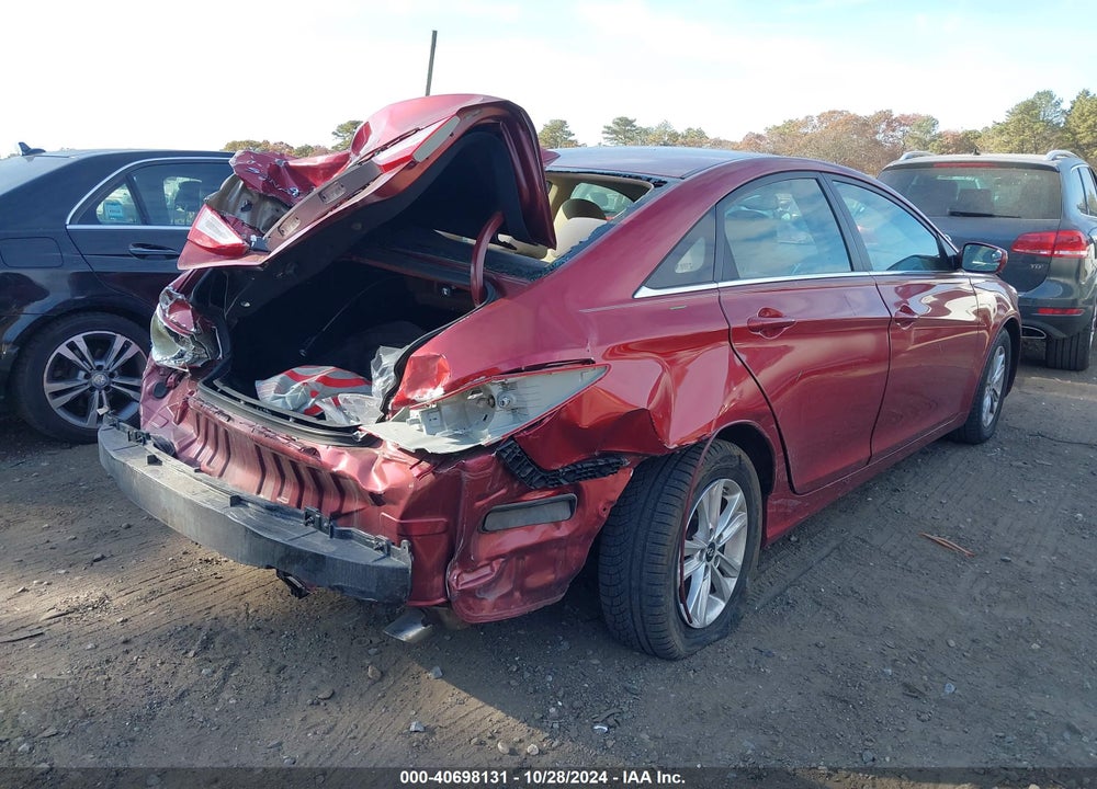 2013 HYUNDAI SONATA GLS VIN: 5NPEB4AC2DH800937
