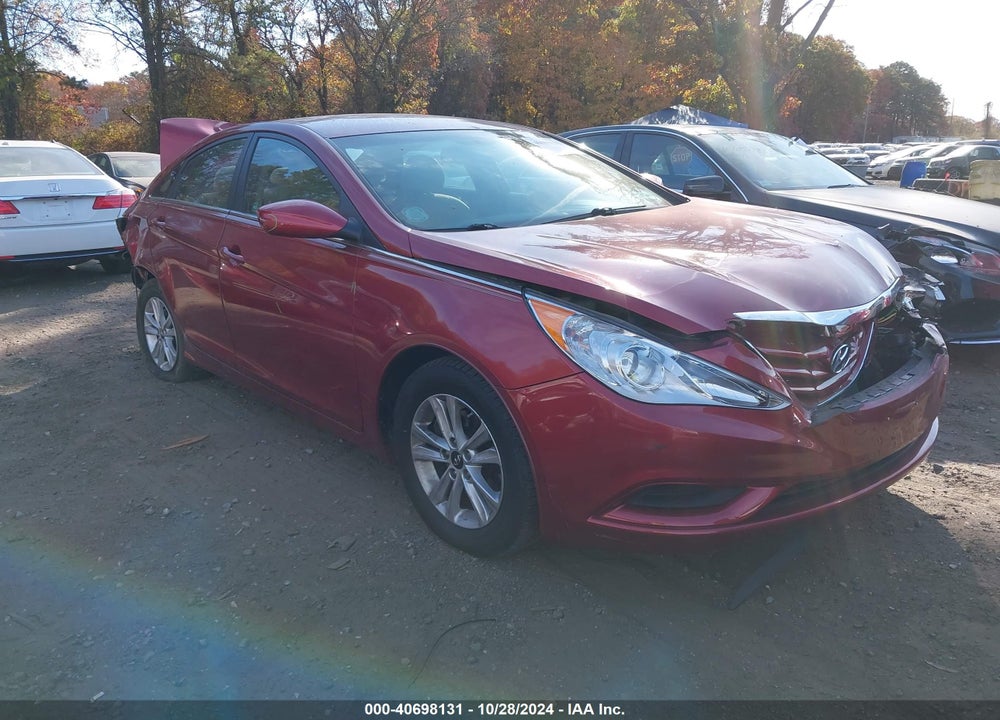 2013 HYUNDAI SONATA GLS VIN: 5NPEB4AC2DH800937