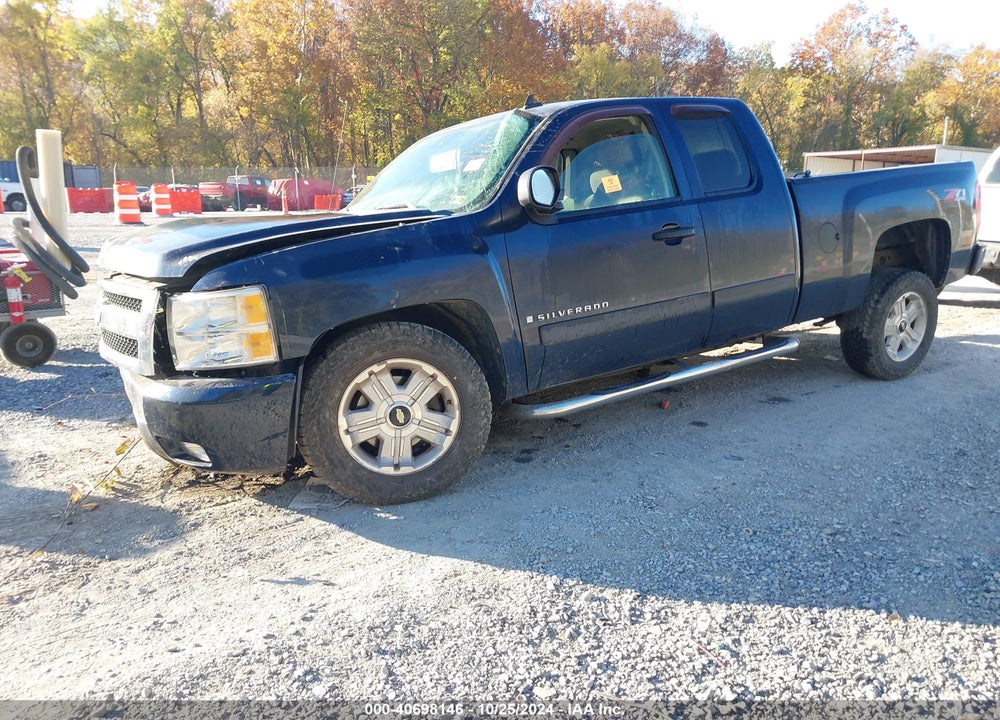 2008 CHEVROLET SILVERADO 1500 LT2 VIN: 2GCEK19J881111087