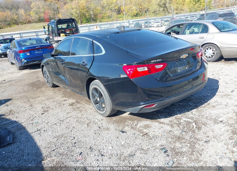 2017 CHEVROLET MALIBU LS VIN: 1G1ZB5ST8HF150297