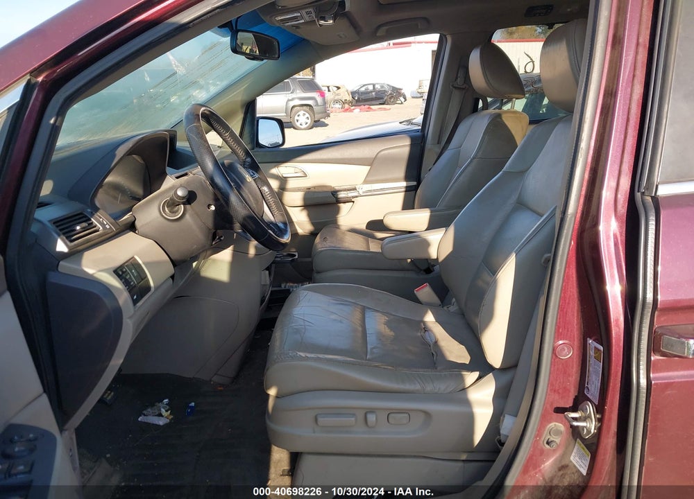 2011 HONDA ODYSSEY EX-L VIN: 5FNRL5H62BB005211
