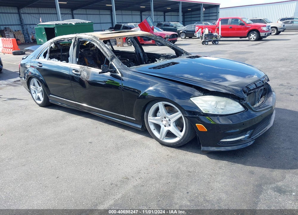 2010 MERCEDES-BENZ S 550 VIN: WDDNG7BB3AA349874