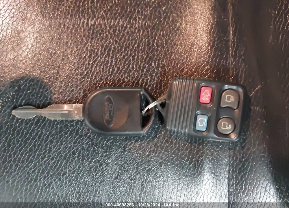 2007 FORD MUSTANG V6 DELUXE/V6 PREMIUM VIN: 1ZVFT84N275353596