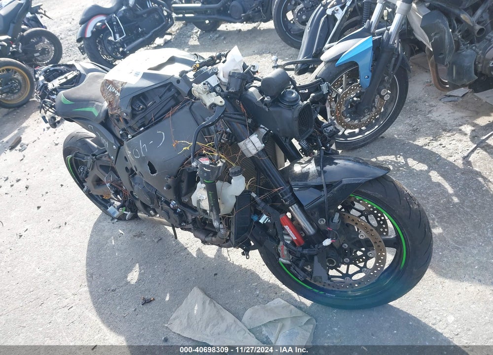2021 KAWASAKI ZX1002 L VIN: JKBZXVL10MA000414