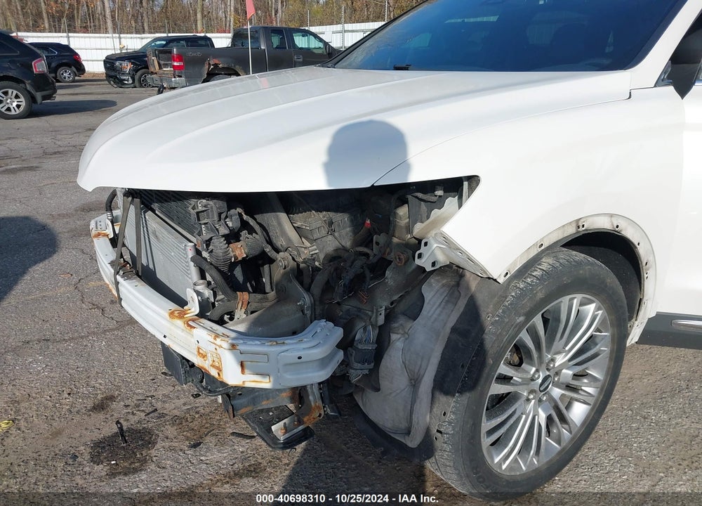 2016 LINCOLN MKX RESERVE VIN: 2LMTJ8LR3GBL28279