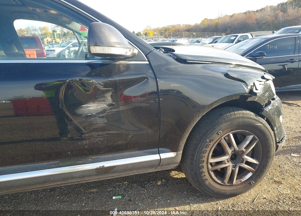 2009 VOLKSWAGEN TOUAREG 2 VR6 FSI VIN: WVGBE77L29D005172