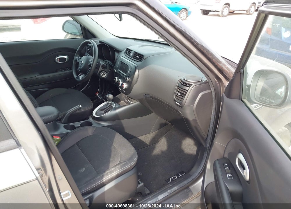 2018 KIA SOUL VIN: KNDJN2A20J7522959