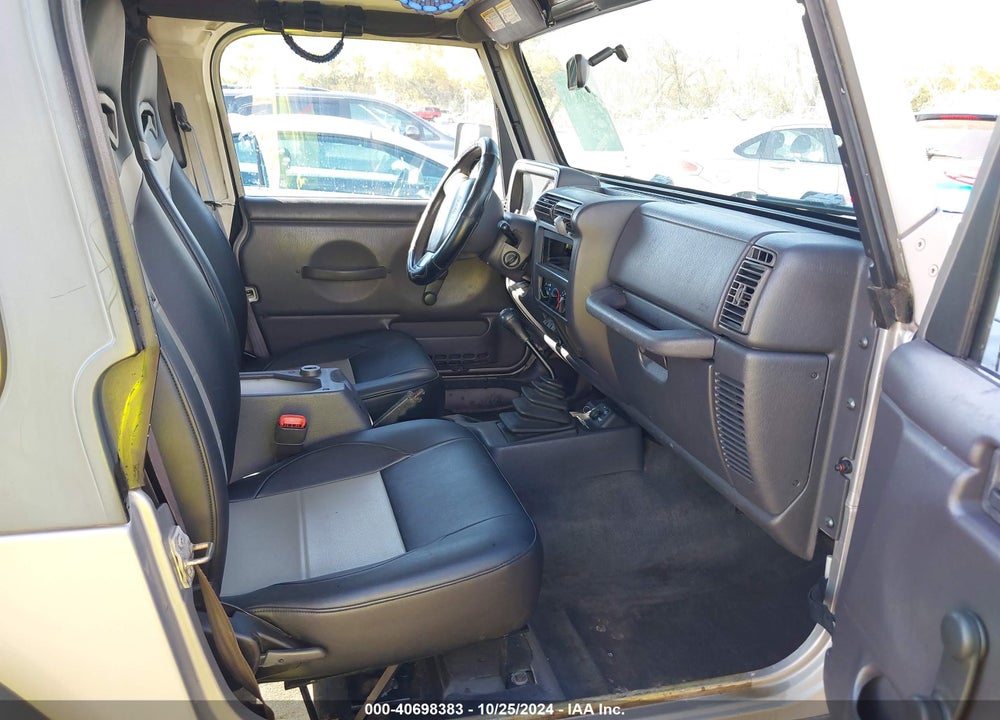 2000 JEEP WRANGLER SPORT VIN: 1J4FA49S2YP711859