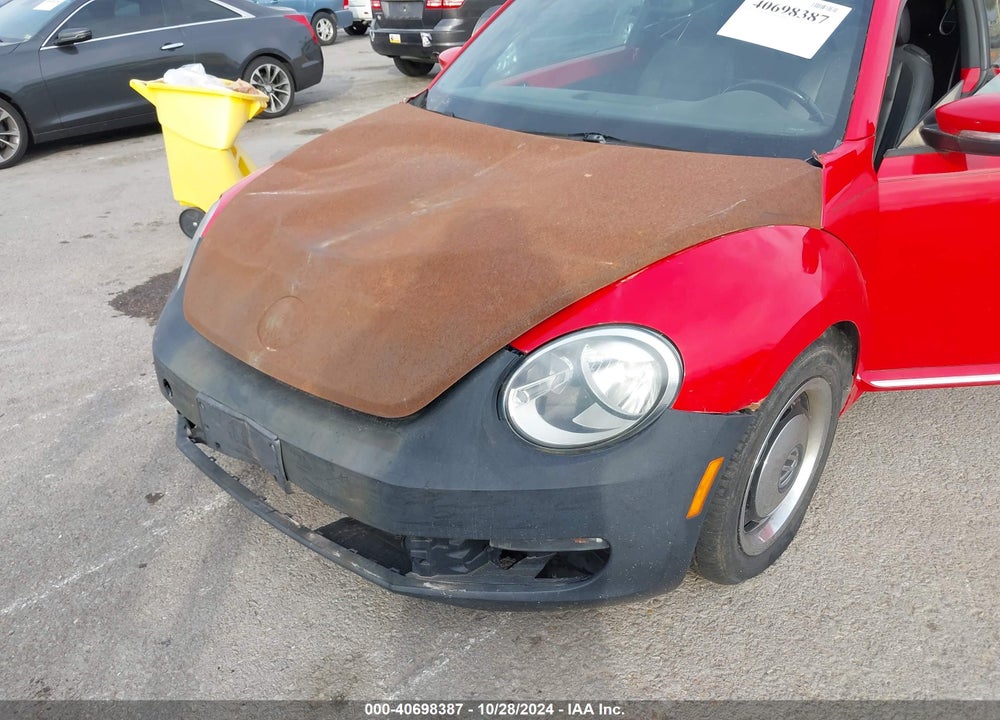 2012 VOLKSWAGEN BEETLE VIN: 3VWJP7AT0CM641164