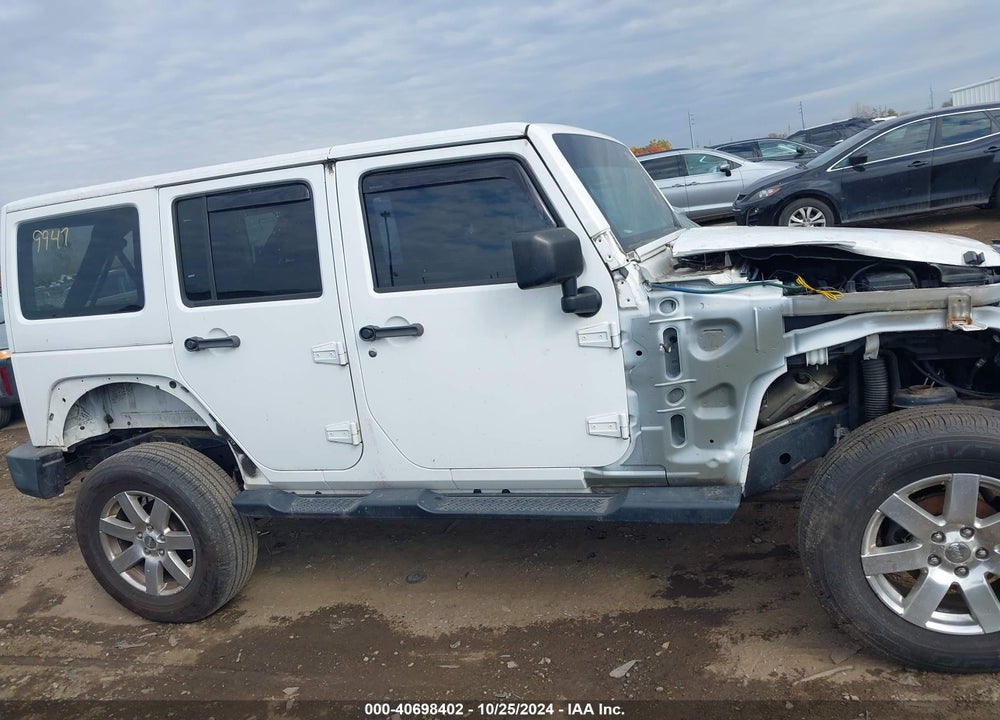2015 JEEP WRANGLER UNLIMITED SAHARA VIN: 1C4BJWEGXFL669947