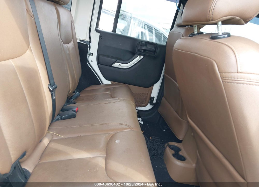 2015 JEEP WRANGLER UNLIMITED SAHARA VIN: 1C4BJWEGXFL669947