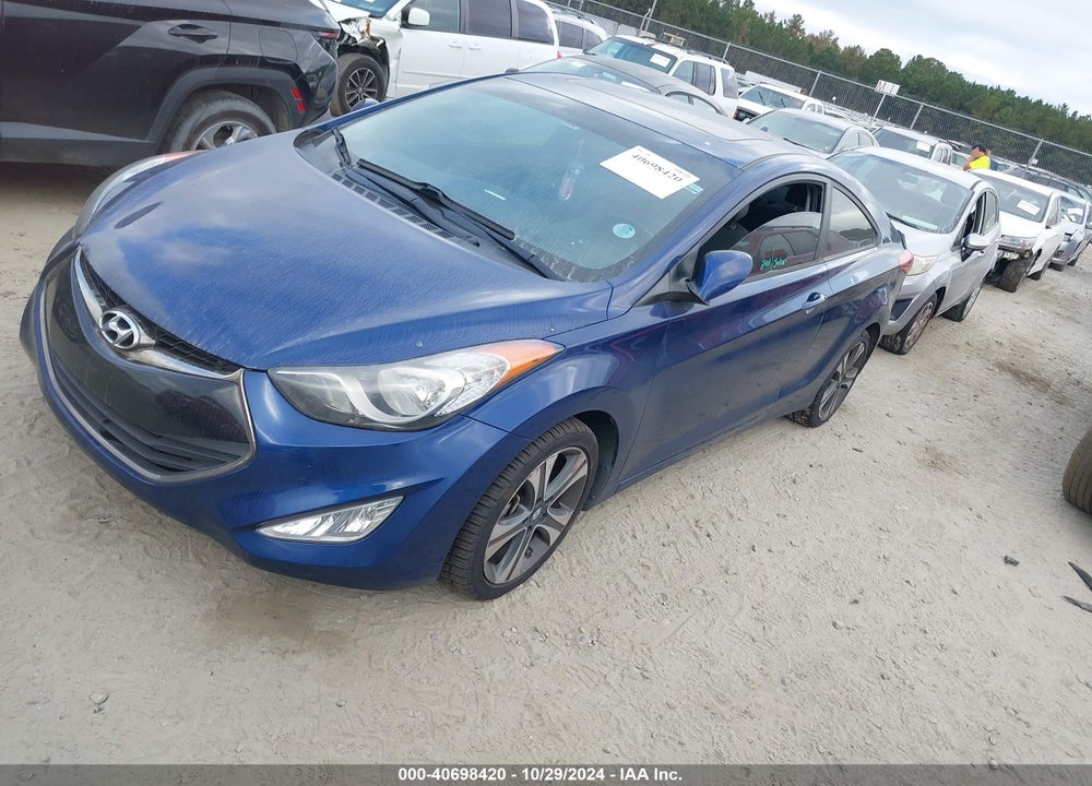 2013 HYUNDAI ELANTRA SE VIN: KMHDH6AE7DU015449