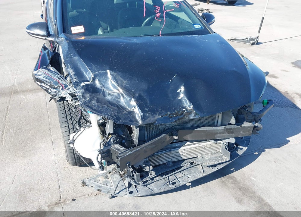 2018 HYUNDAI ELANTRA SPORT VIN: KMHD04LB2JU614186