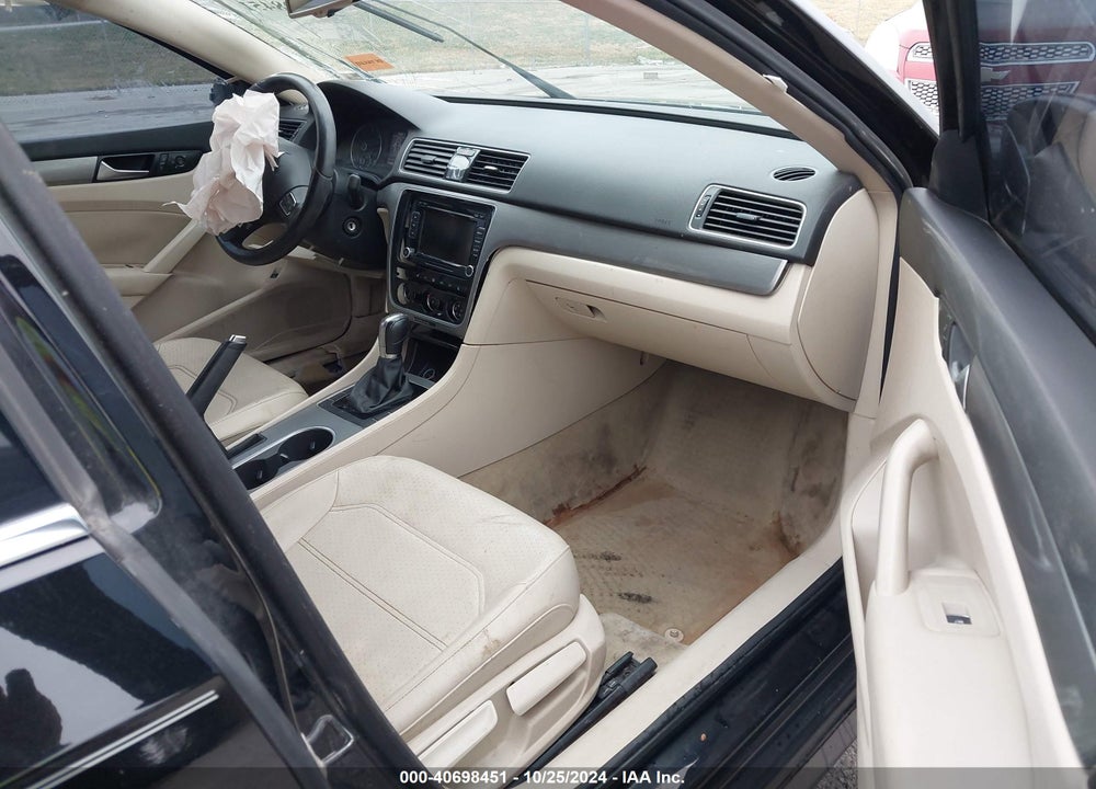 2014 VOLKSWAGEN PASSAT 2.0L TDI SE VIN: 1VWBN7A3XEC086819