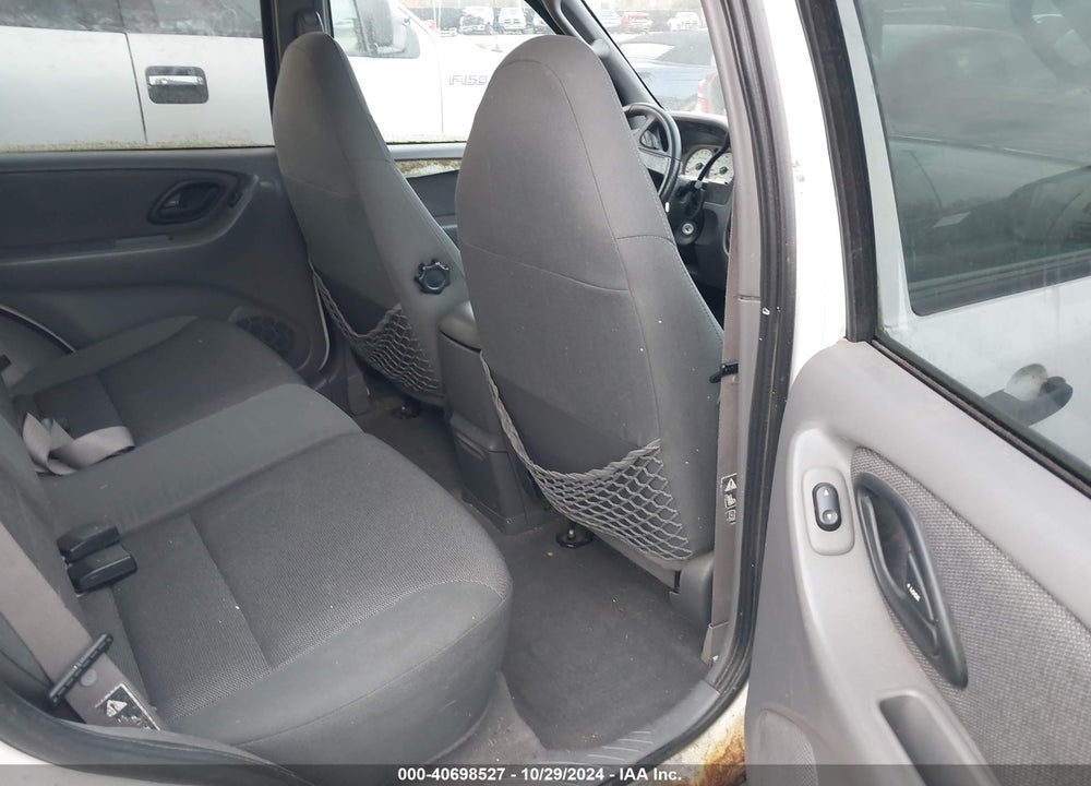 2001 FORD ESCAPE XLT VIN: 1FMYU04181KE77450