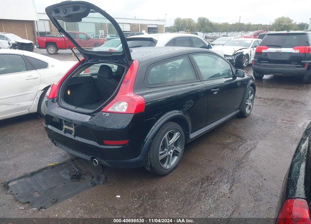 2013 VOLVO C30 T5 VIN: YV1672MK6D2300983