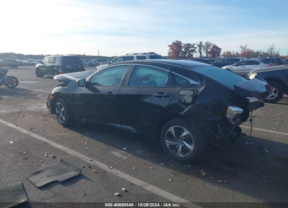 2019 HONDA CIVIC LX VIN: 2HGFC2F61KH579587