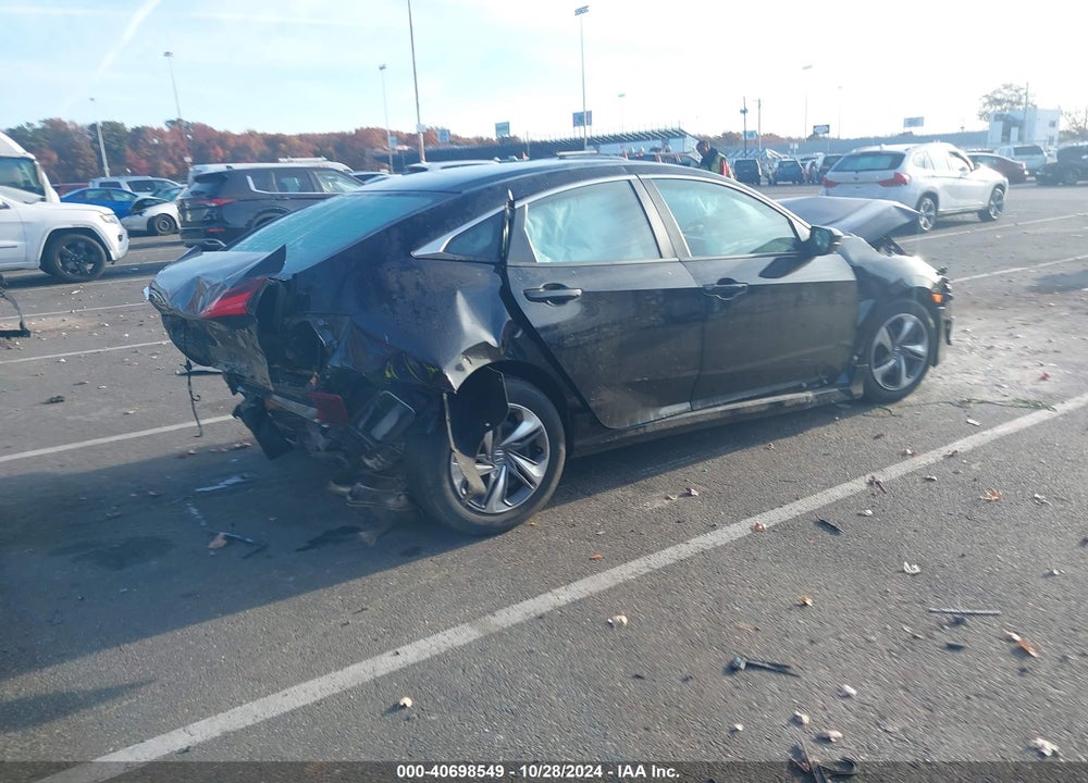 2019 HONDA CIVIC LX VIN: 2HGFC2F61KH579587