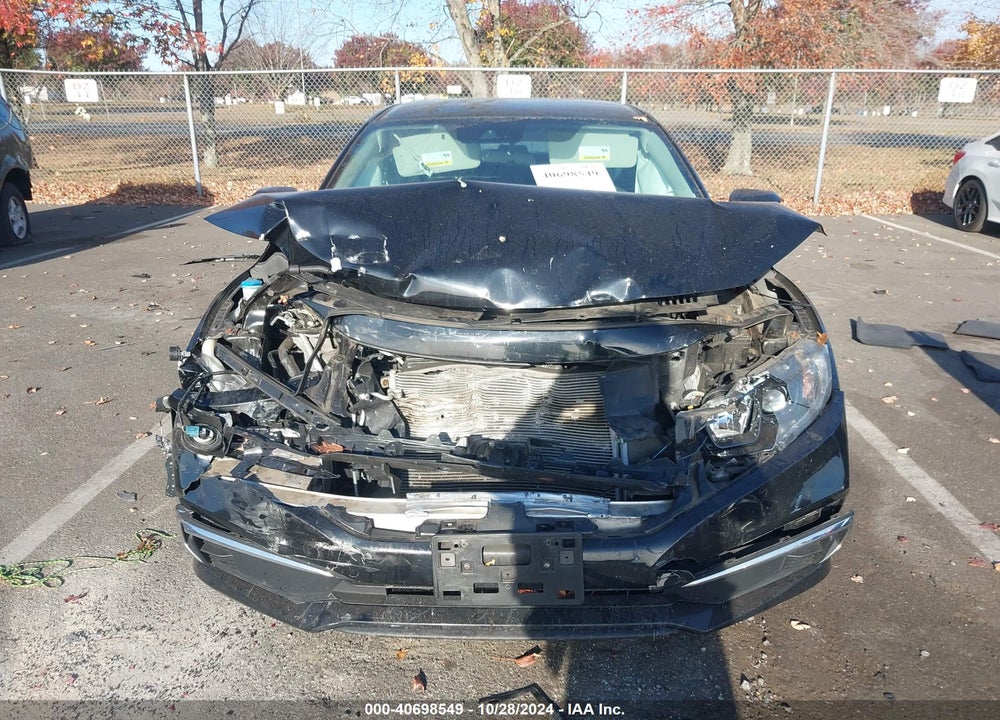 2019 HONDA CIVIC LX VIN: 2HGFC2F61KH579587