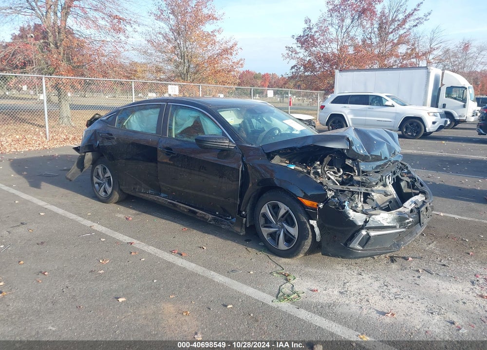 2019 HONDA CIVIC LX VIN: 2HGFC2F61KH579587