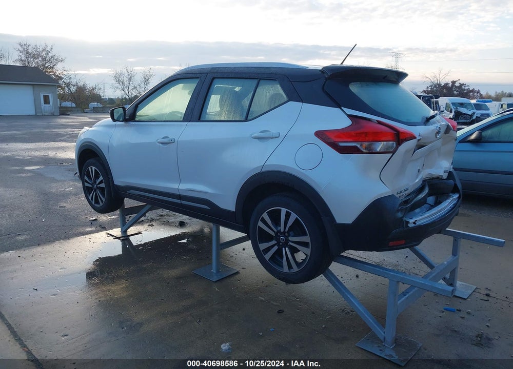 2019 NISSAN KICKS SR VIN: 3N1CP5CU8KL532318