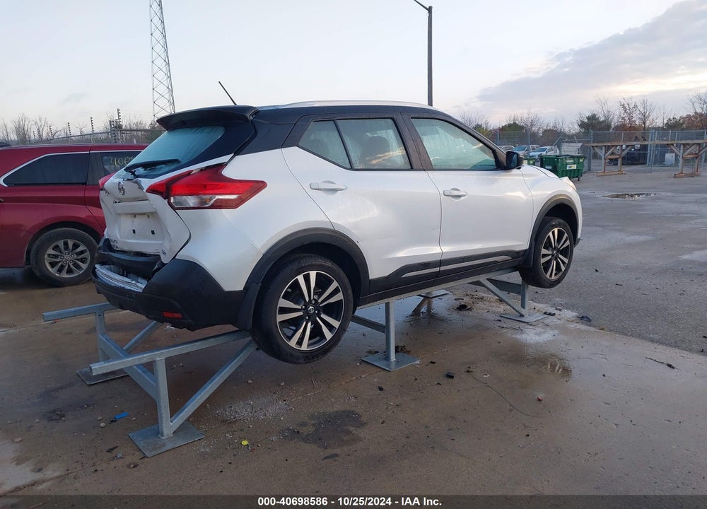 2019 NISSAN KICKS SR VIN: 3N1CP5CU8KL532318