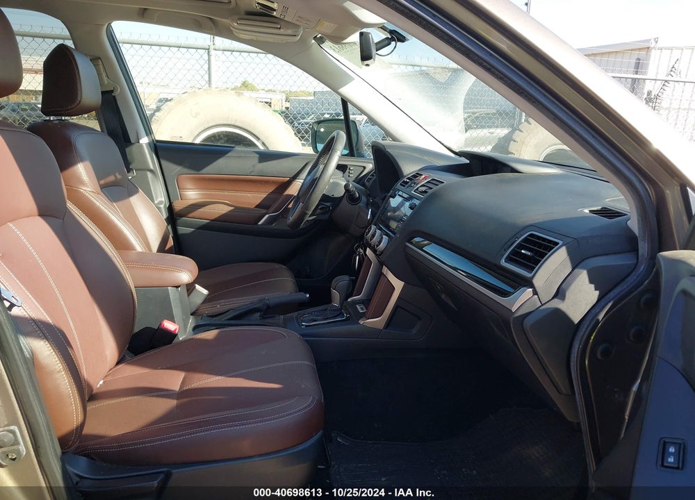 2017 SUBARU FORESTER 2.5I TOURING VIN: JF2SJAWCXHH565609
