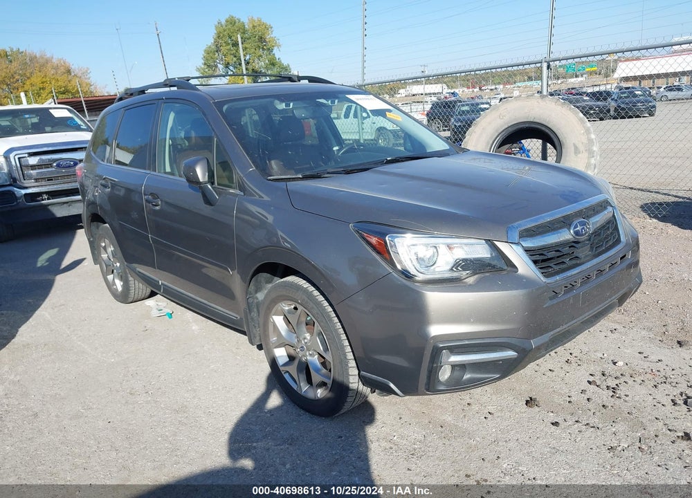 2017 SUBARU FORESTER 2.5I TOURING VIN: JF2SJAWCXHH565609