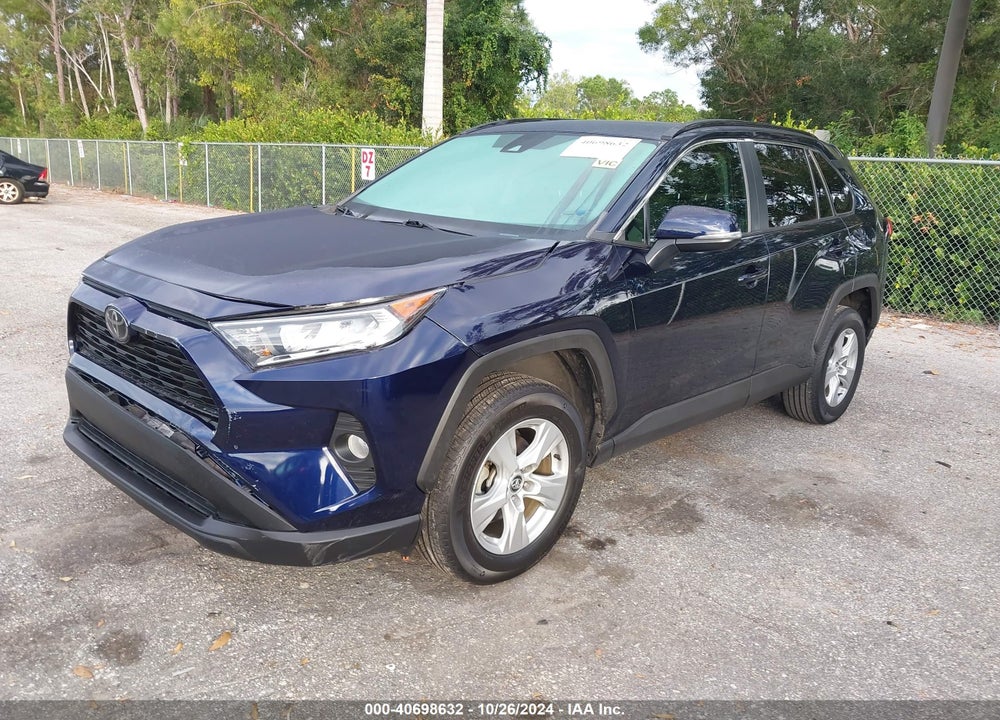 2020 TOYOTA RAV4 XLE VIN: 2T3W1RFV3LC076179