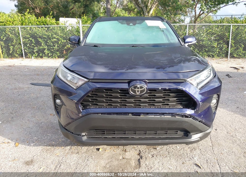 2020 TOYOTA RAV4 XLE VIN: 2T3W1RFV3LC076179