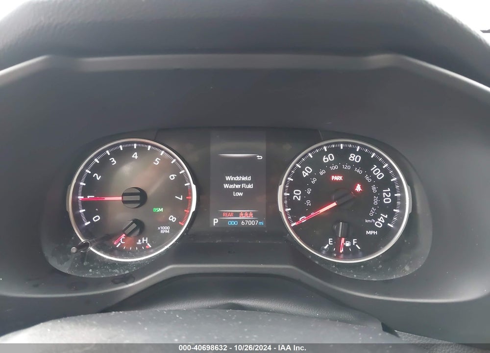 2020 TOYOTA RAV4 XLE VIN: 2T3W1RFV3LC076179