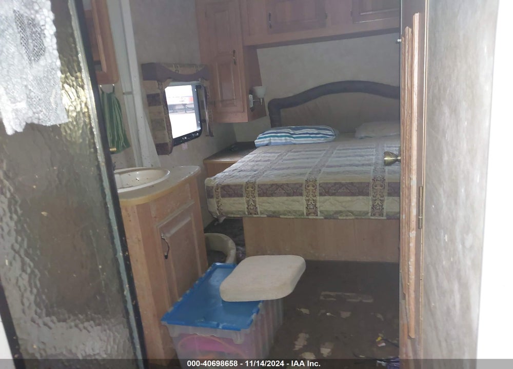 2008 JAYCO CAMPER VIN: 1UJBJ02R681CA0161