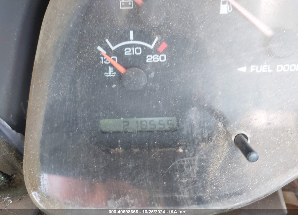 1998 DODGE RAM 1500 VIN: 1B7HC16X7WS649425