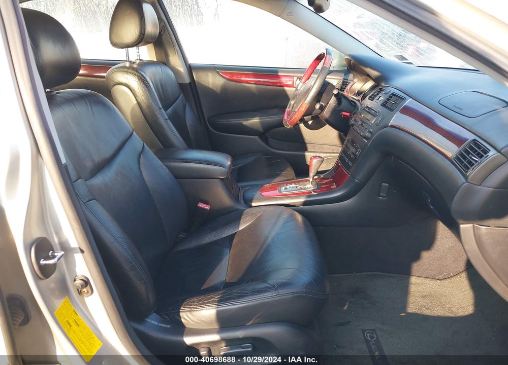 2003 LEXUS ES 300 VIN: JTHBF30G330094660