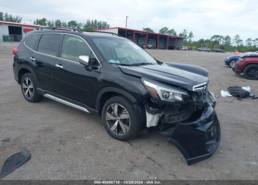 2019 SUBARU FORESTER TOURING VIN: JF2SKAWC9KH583068