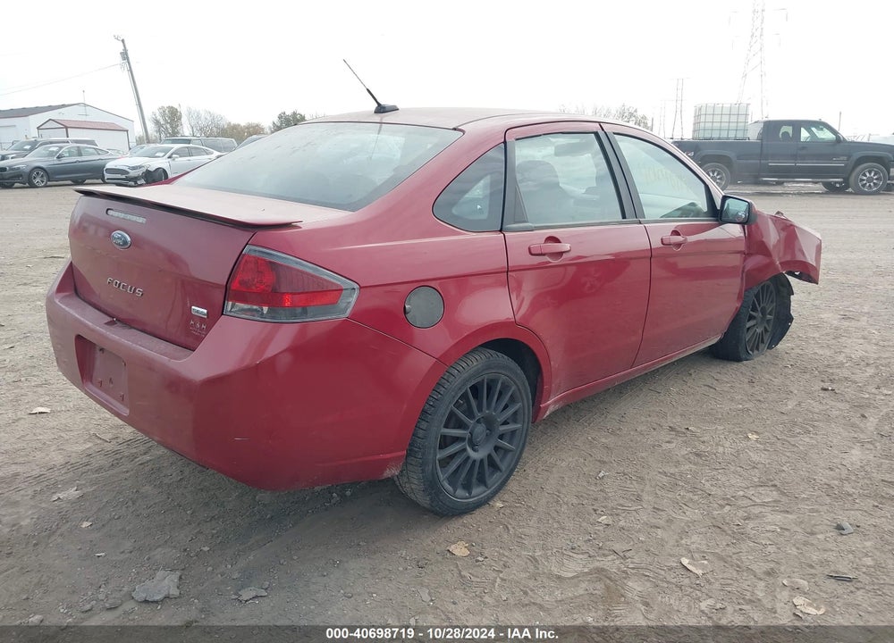 2010 FORD FOCUS SES VIN: 1FAHP3GN0AW226223