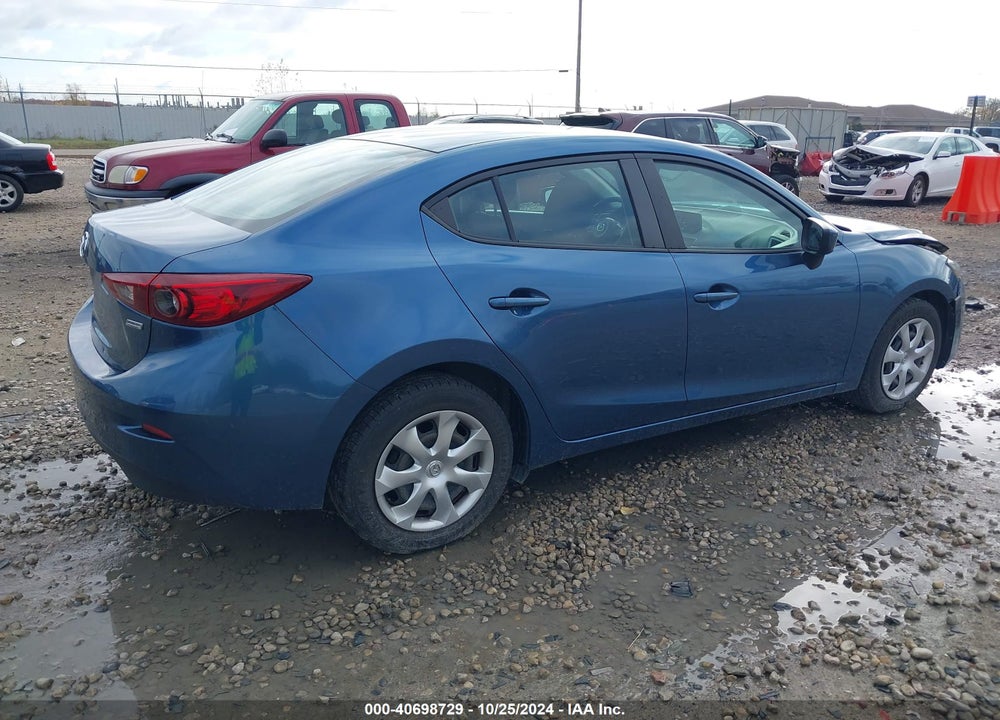 2018 MAZDA 3 SPORT VIN: 3MZBN1U74JM234872