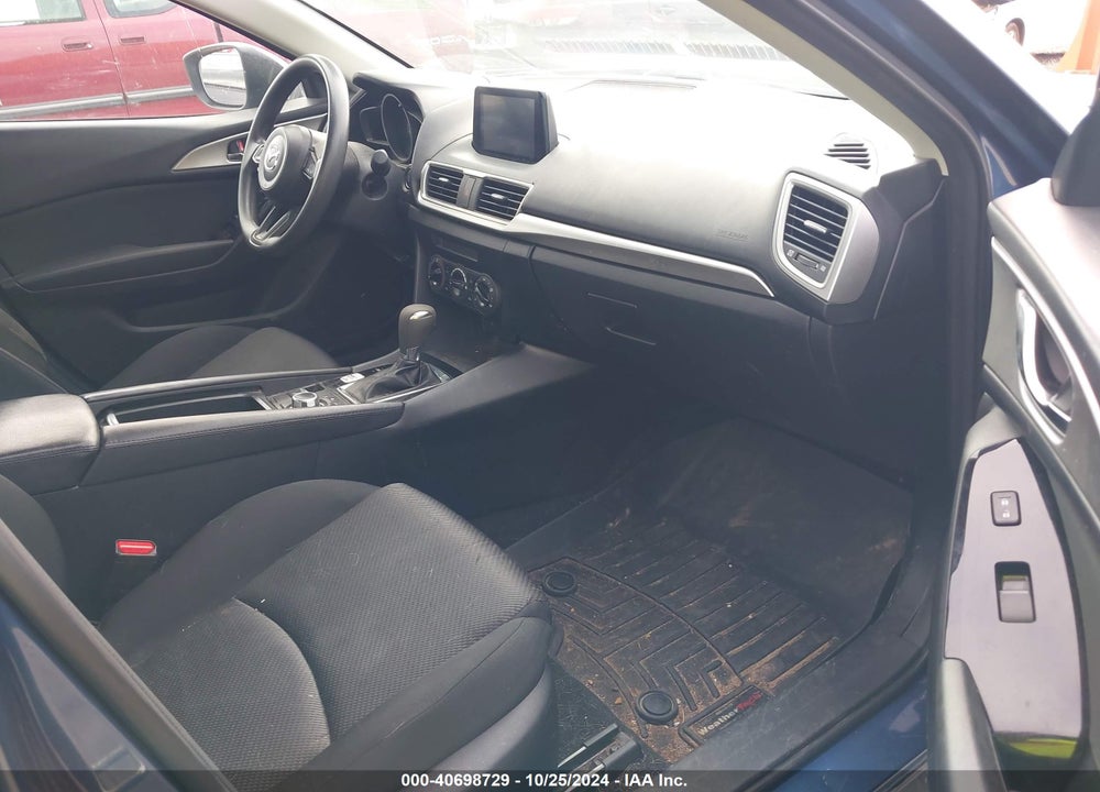 2018 MAZDA 3 SPORT VIN: 3MZBN1U74JM234872